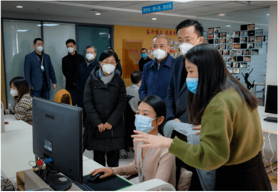 河北省商务厅厅长张泽峰一行莅临客行天下视察指导工作 河北省商务厅厅长张泽峰一行莅临客行天下视察指导工作